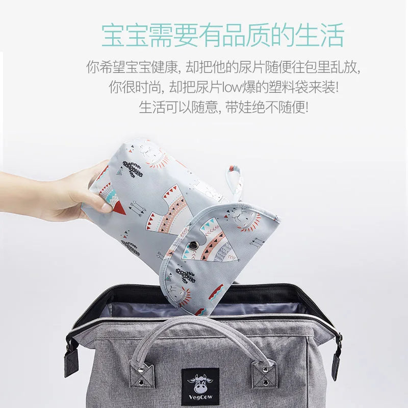 Premium waterproof and reusable baby diaper bag
