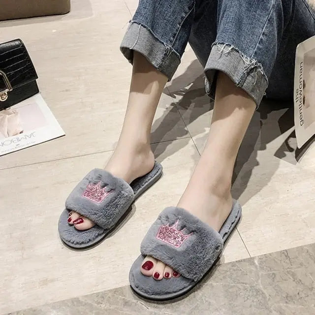 Luxury Fur Rhinestone Slippers for Women.