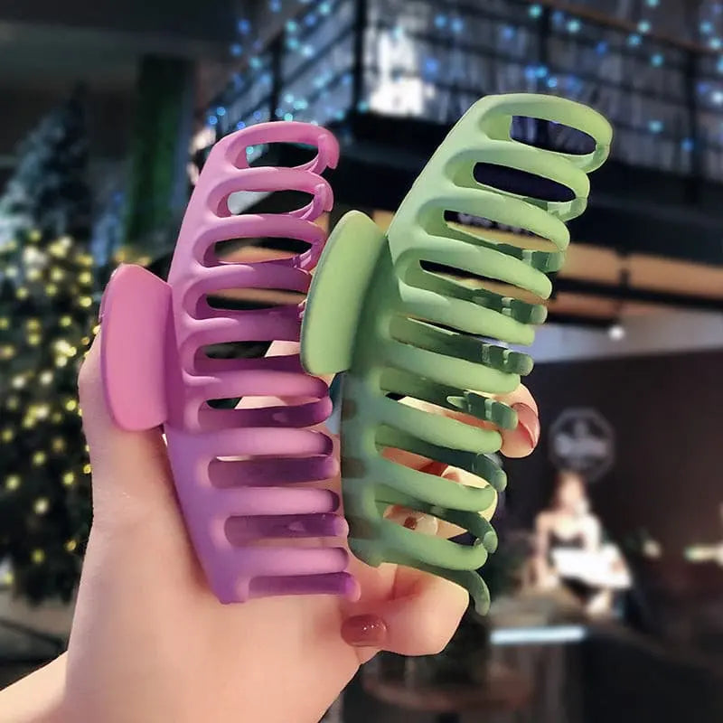 Net red large bath hair catch hair card female brain spoon clip headwear Korean broken top clip card hair accessories.