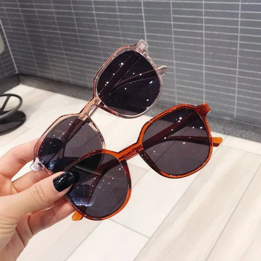 New wide face fashion sunglasses.