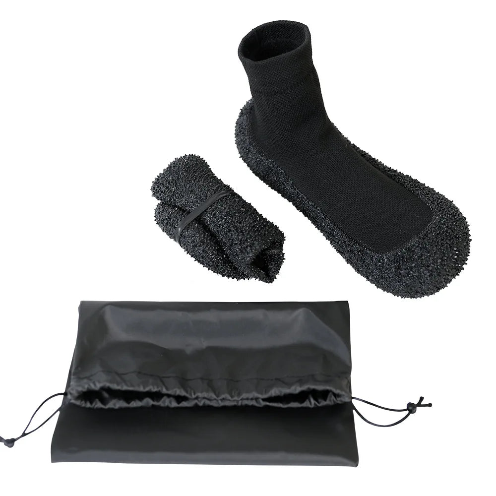 Indoor Women Shoes Parent-child Rubber Sole Floor Shoes Girls Luminous Anti-slip Shoes Women Slippers Knit Booties for Gym Yoga