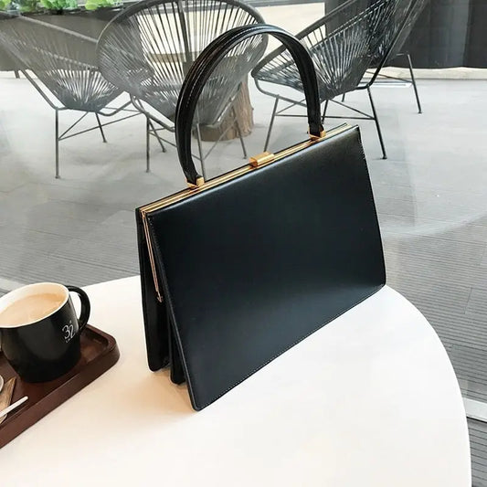 Vintage Designer Top-hand  Luxury Pu Leather Purses.