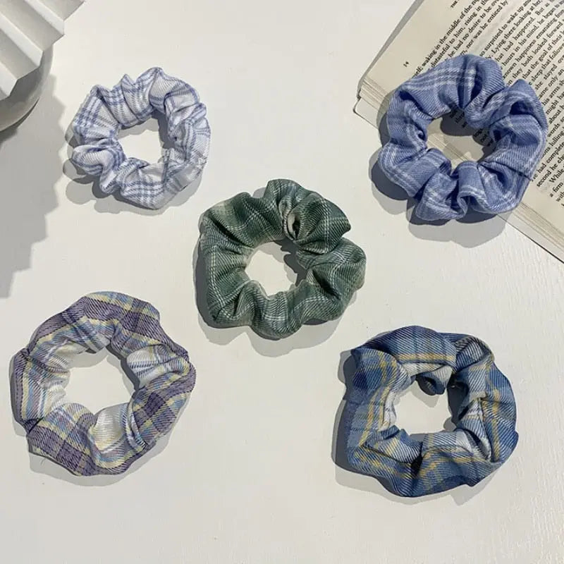 Women Hair Scrunchies Velvet Solid Color Hair Band for Girls Ponytail Holder Rubber Bands Hair Ties Hair Accessories.