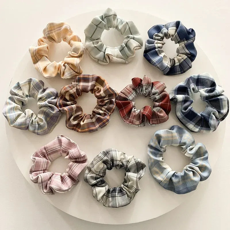 Women Hair Scrunchies Velvet Solid Color Hair Band for Girls Ponytail Holder Rubber Bands Hair Ties Hair Accessories.