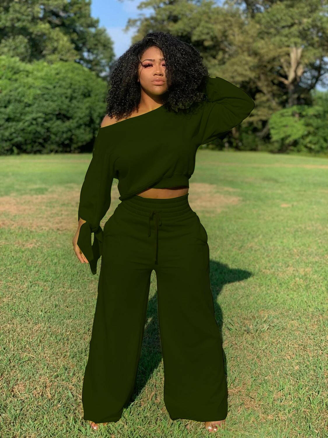 Echoine Autumn Long Sleeve Sexy Off Shoulder Crop Top Wide Leg Pants Two Piece Set lounge wear Casual Fashion Tracksuit Outfit.