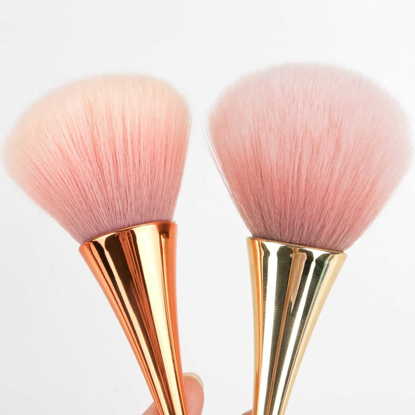 Elegant Sculpted Makeup Brush - GOLDEN TOUCH APPARELS WOMEN