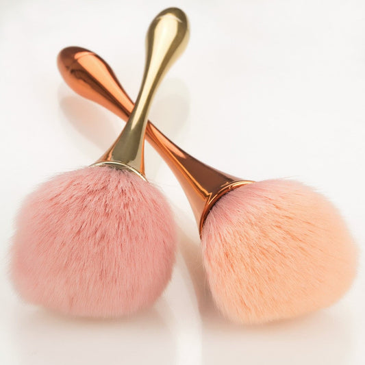 Elegant Sculpted Makeup Brush - GOLDEN TOUCH APPARELS WOMEN