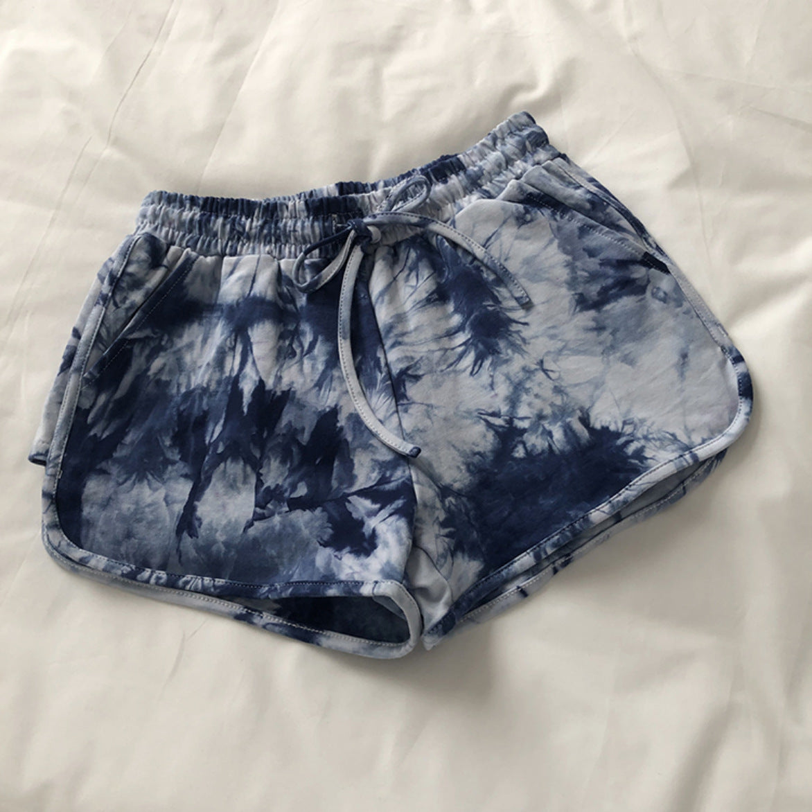 Thailand tie-dye sports pants women's loose wide-leg casual high waist Hyun Ya wind shorts running hot pants beach pants.