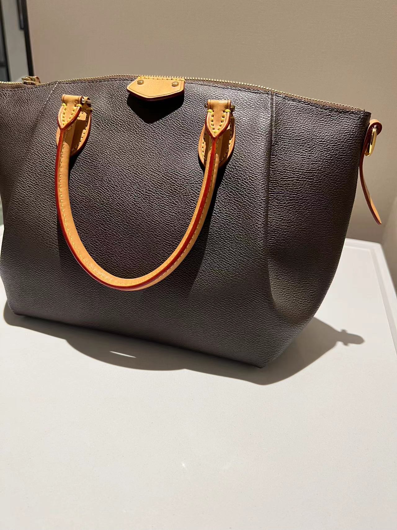 Black shoulder bag 2023 women's fashion MISANGE KOURA brand handbag high quality messenger bag chain bag black Bucket bag 28.