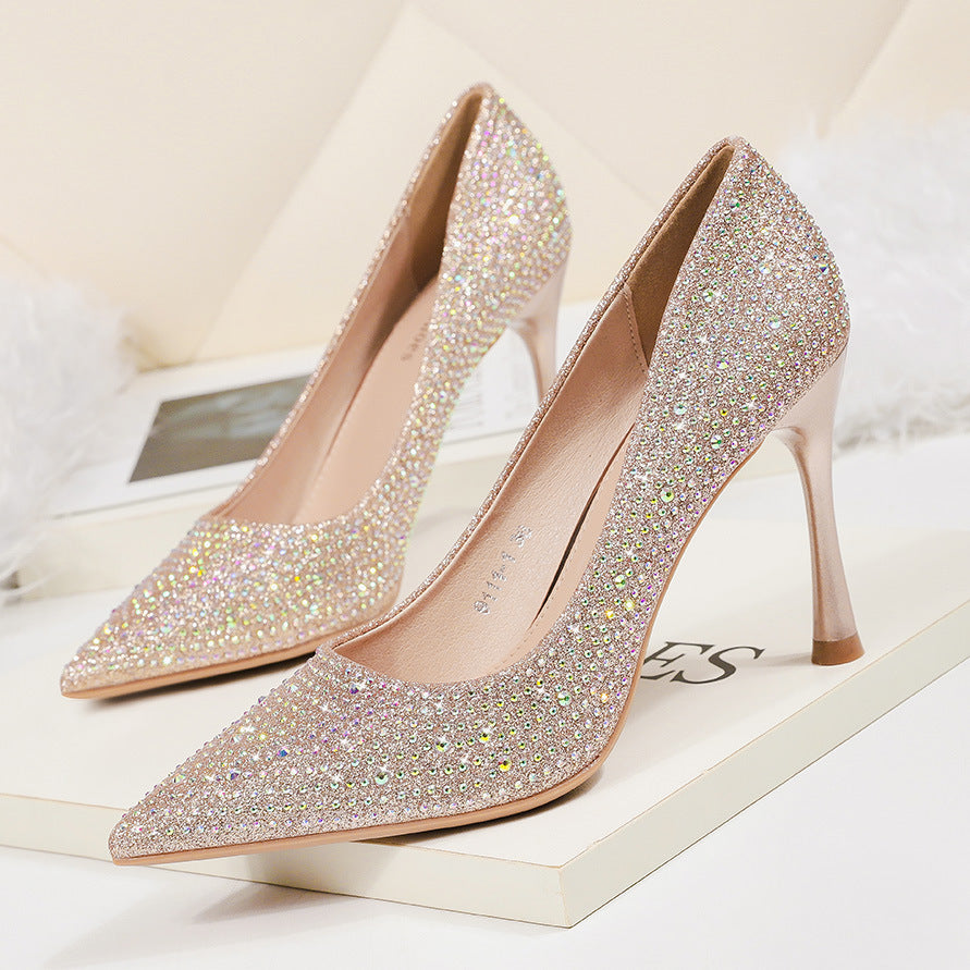 "Elegant Women's Pointed High Heel Shoes with Water Drill Embellishments for Nightclub and Banquet"