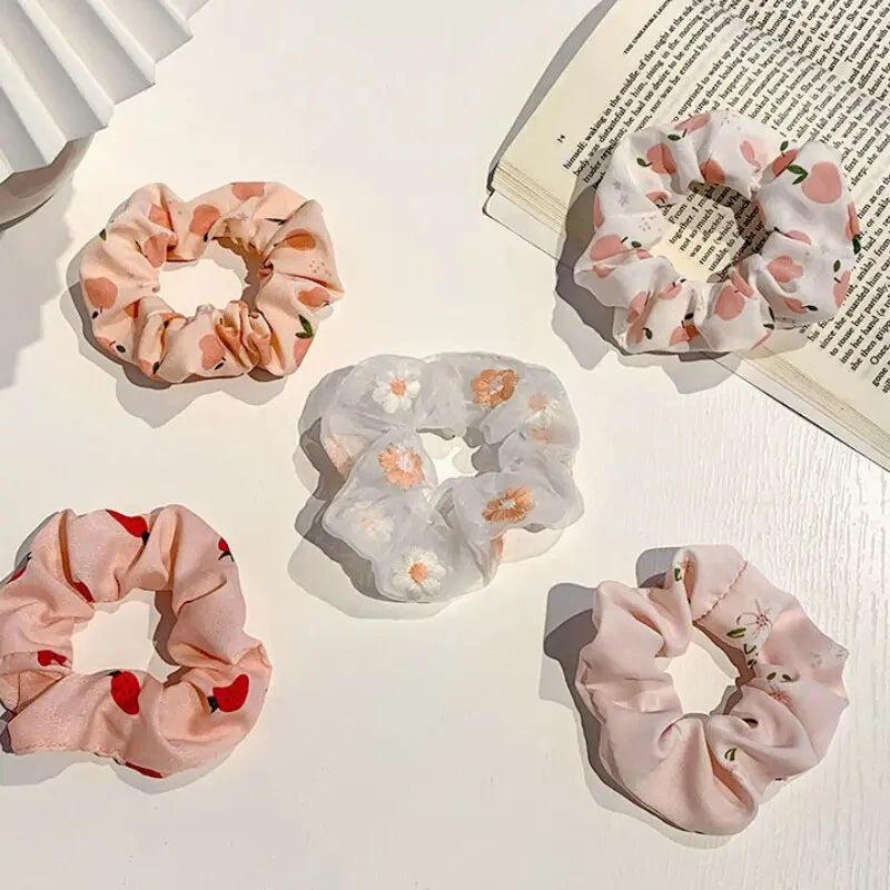 Women Hair Scrunchies Velvet Solid Color Hair Band for Girls Ponytail Holder Rubber Bands Hair Ties Hair Accessories.