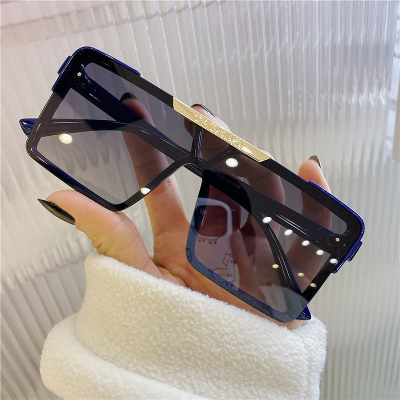 Stylish Polarized Sunglasses with Large Frames